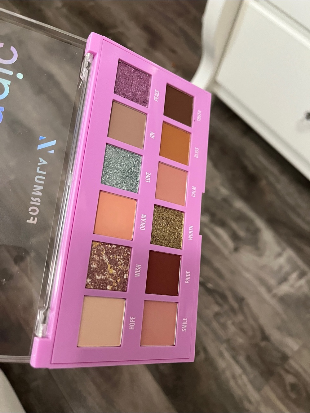 Formula Z Pretty Magic Eyeshadow Palette 12 Pan